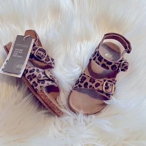 New girls leopard leather sandals